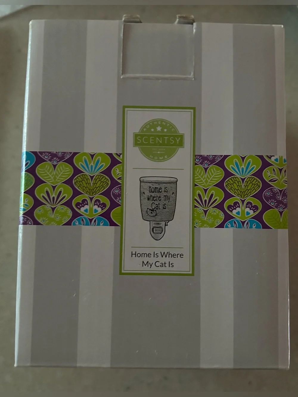 Scentsy plug in - Picture 3 of 4